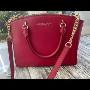 Gorgeous Michael Kors purse